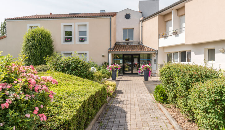 Maison de retraite médicalisée Résidence Le Jardin des Alisiers DomusVi